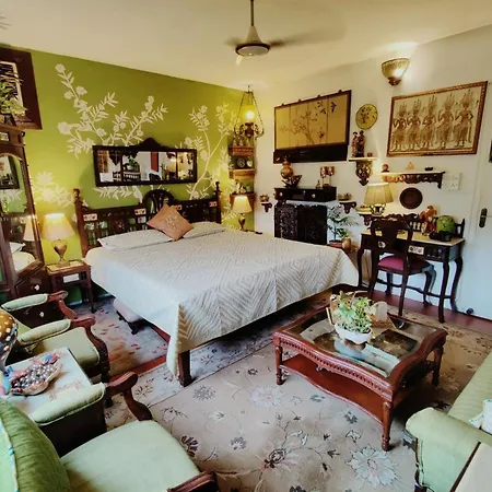 On The House - Bed And Breakfast-2