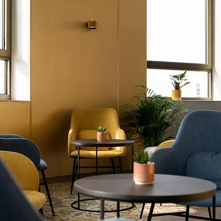 B&B HOTEL Antwerpen Centrum-2