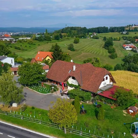 Golf & Thermenland Sonnenpension Fruehstueckshotel Burgauberg Stegersbach-3