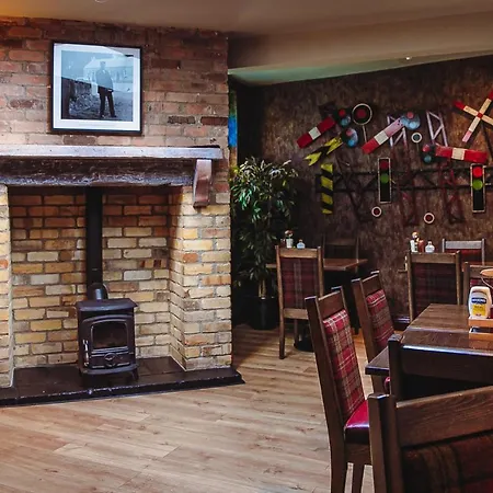 Muskerry Arms Bar And B&B-3
