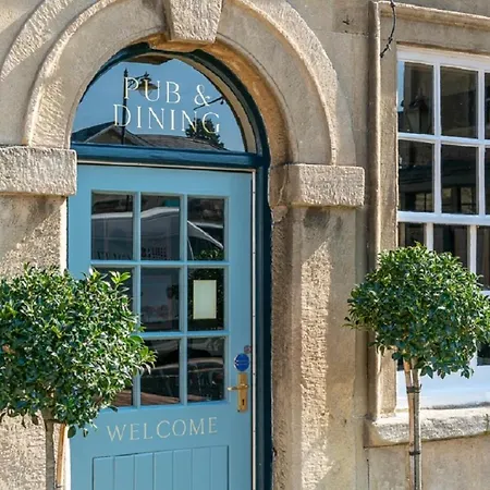 The Kings Arms Hotel-3