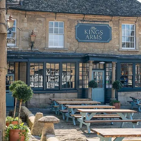 The Kings Arms Hotel-2
