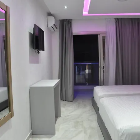 Hotel Laluna Bay-3