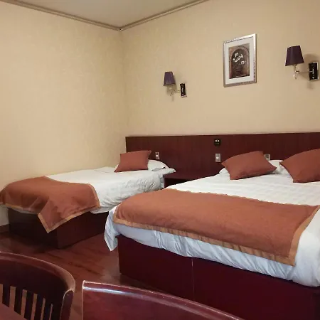 Hotel 198-2