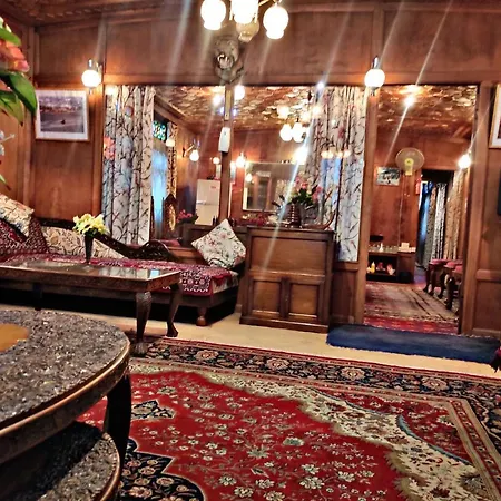 Houseboat Sheikh Palace-3