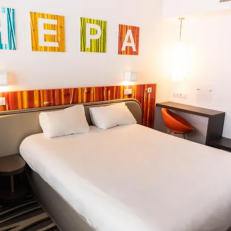 Ibis Styles Paris Porte D'Orleans-3