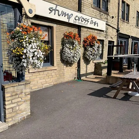 Stump Cross Inn-3