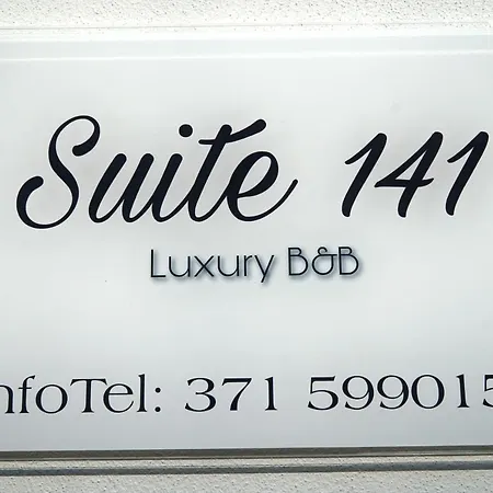 Suite 141 - Luxury B&B-2