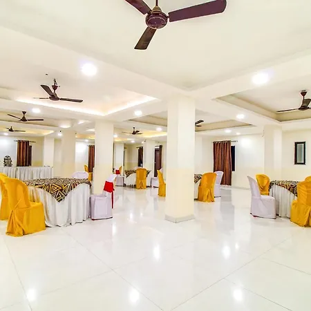 Fabhotel Prime President-3