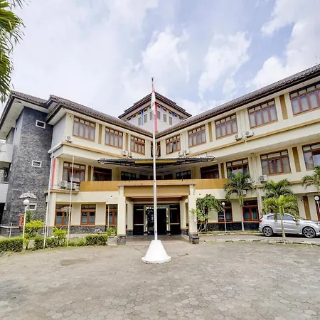 OYO 3955 Hotel Bumi Kitri Pramuka-3