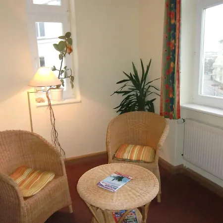 Pension Haus Edelweiß-3