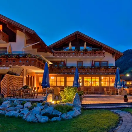 Hotel Anneliese-2
