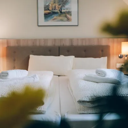 Adelheid Hotel Garni-3