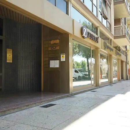 Avenue Rooms-2
