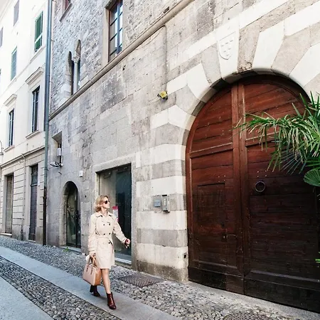 Historical Suites By "The House Of Travelers"-2