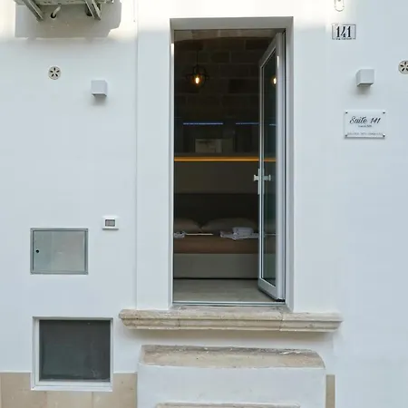 Suite 141 - Luxury B&B-3
