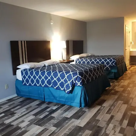 Riata Inn - Crystal City-3