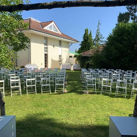 Park-Lodge Am Rohrbusch-3