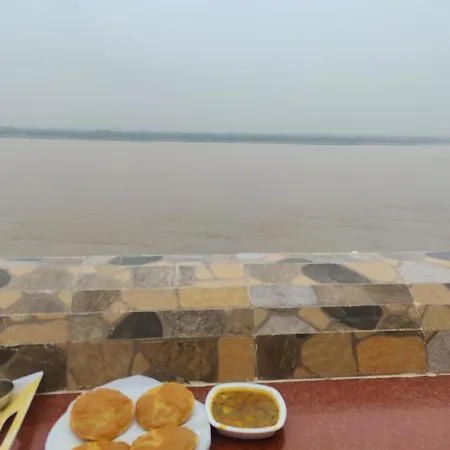 Shiva Ganges View Guest House-2