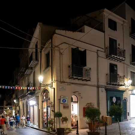 Bm Suites Cefalu-2