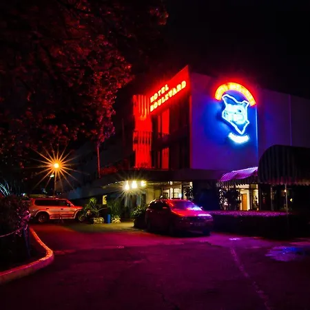 Sentrim Boulevard Hotel-2