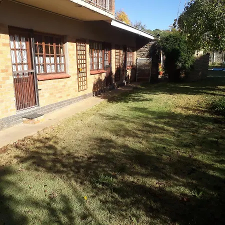 Bedrock Guesthouse-2