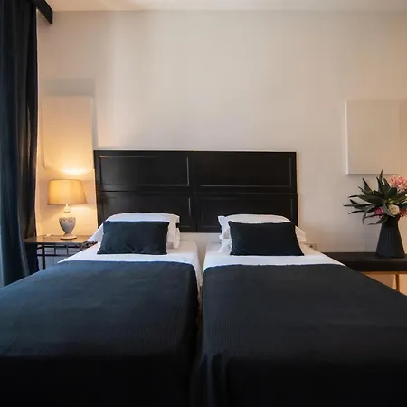 Emporikon Athens Hotel-2