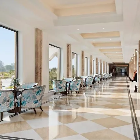 Ramada Plaza By Wyndham Lucknow-3