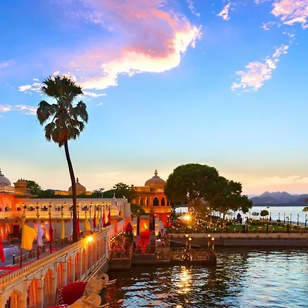 Jagmandir Island Palace - Grand Heritage-2