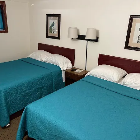 Highland Court Motel-2