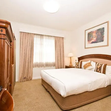 Country Plaza Motel-3