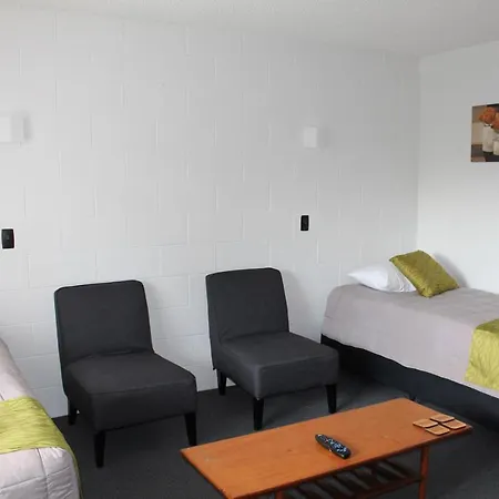 Elmore Lodge Motel-3