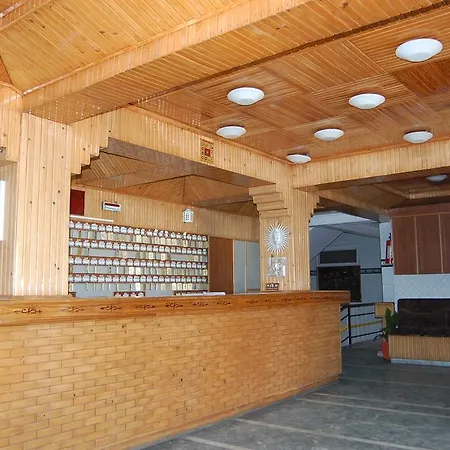 Hotel Gulmarg Regency-3