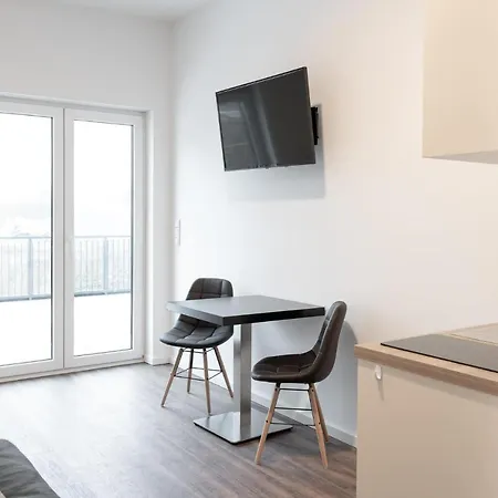 Monteurzimmer Berlin Pankow mit Dachterrasse - Nur 10 min. von der A10 - 3 Zimmer/ 7 Betten-2