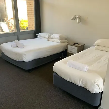 Hopetoun Community Hotel Motel-3