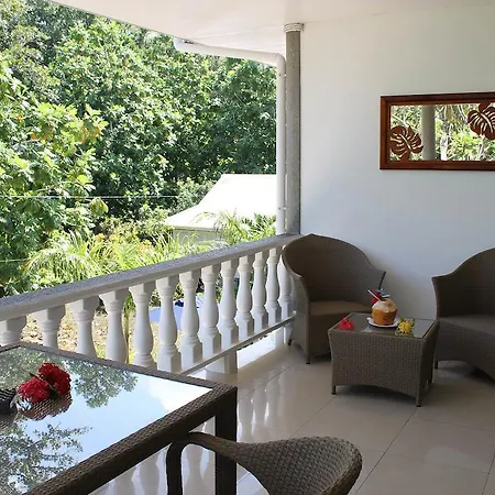 La Digue Self-Catering Apartments-3