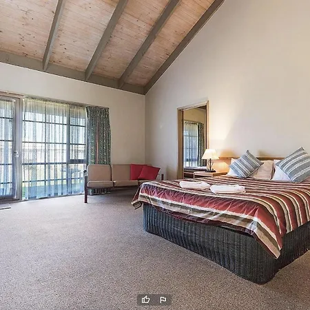 All Rivers Accommodation-3