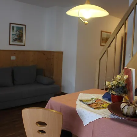 Garni Residence Trocker-3