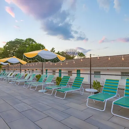 Rye Motor Inn - Oceanfront, Walk To Beach (Adults Only)-2