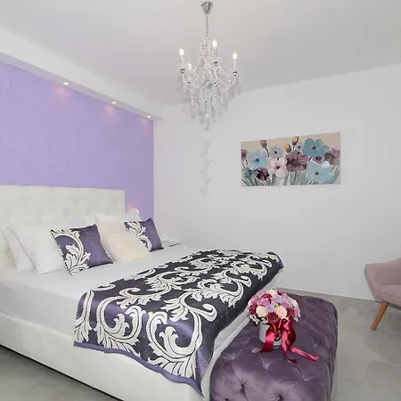 Villa Antea Apartments With Free Parking-3