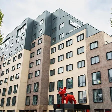 Radisson Red London Greenwich The O2-3
