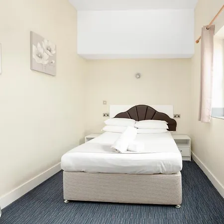 The R Inn Hotel-2