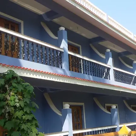 Darolina Guest House-2