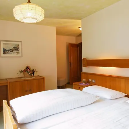 Hotel Genziana-3