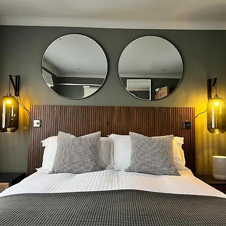 Rockmount Rooms & Apartment-2