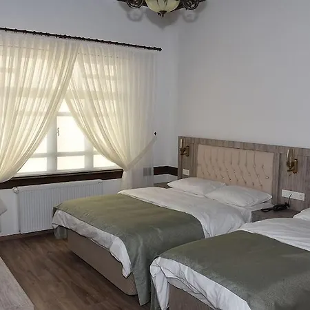 Ruby Otel-3