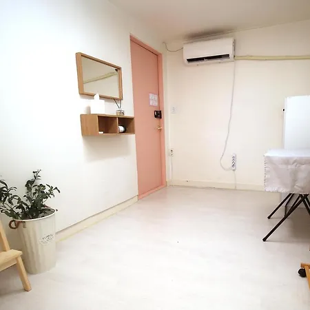 Yab-Guesthouse, Femaleonly, Foreignonly-2