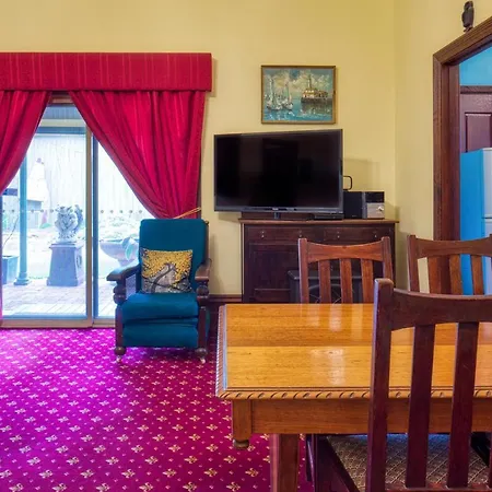 Allora House Kalgoorlie-2
