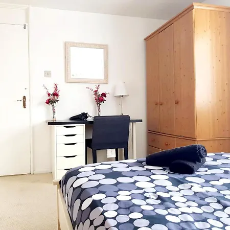 Tower Bridge Rooms-3