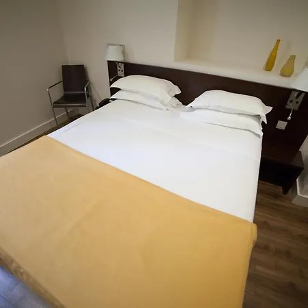 Hotel La Beauze-2